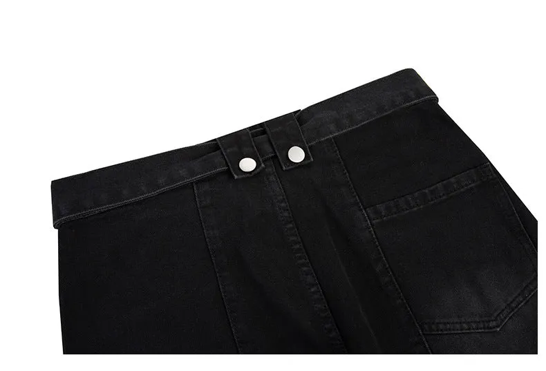 Belt | Straight Black Jeans with Belt