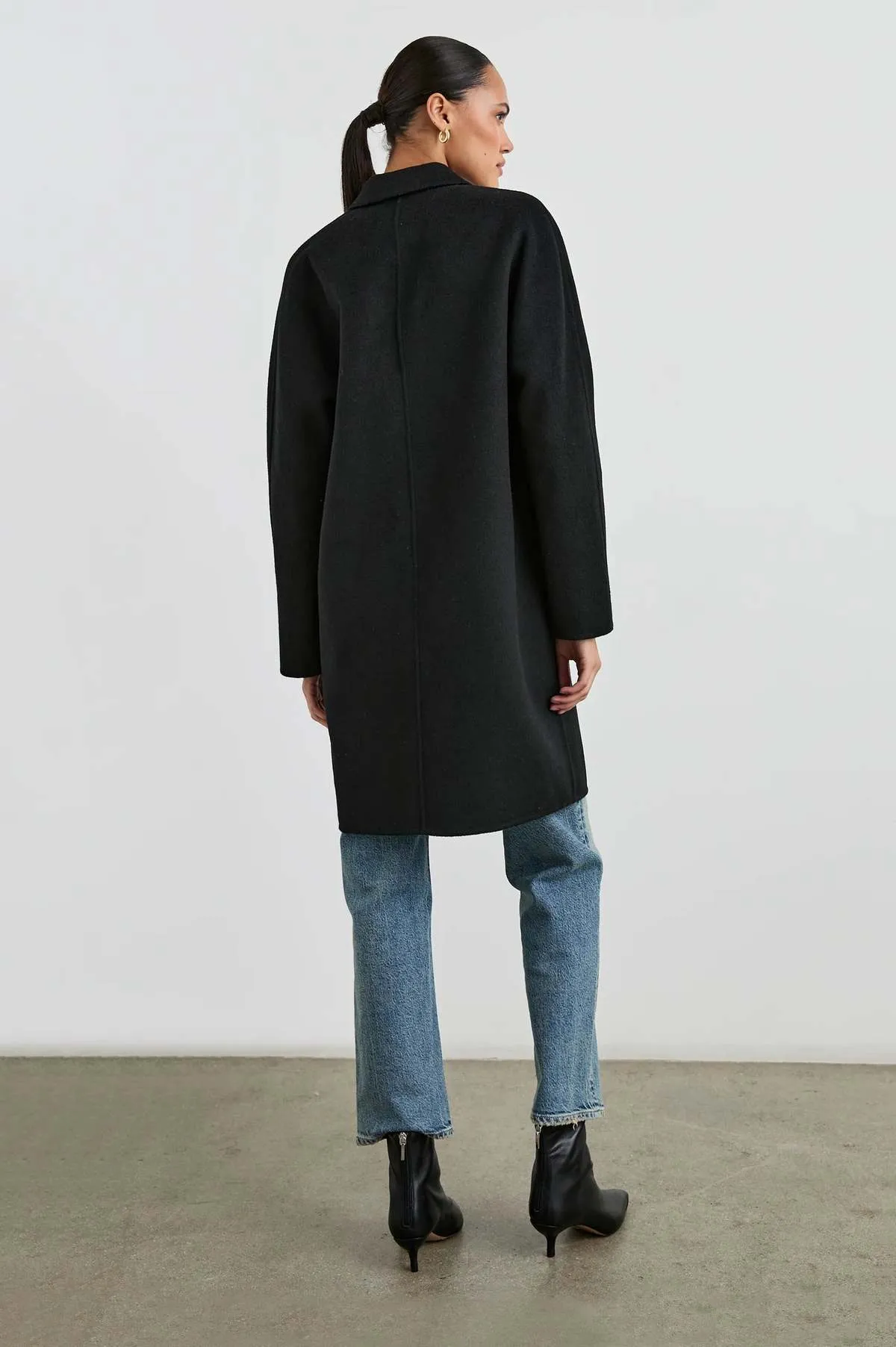 Everest Coat - Black