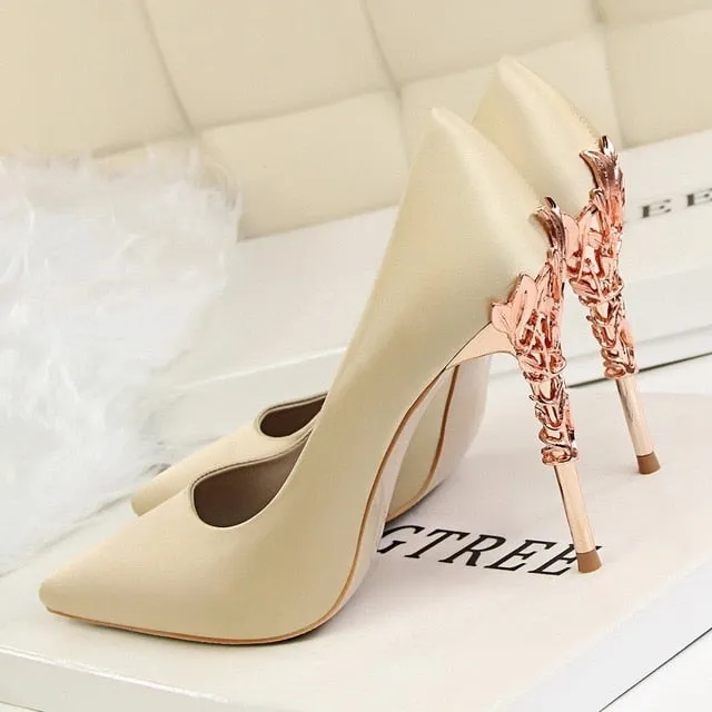 Metal Carved High Heels Pointed Toe Thin Heel Fashion Party Pumps for Women