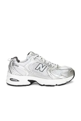 New Balance 530 Sneaker 
        