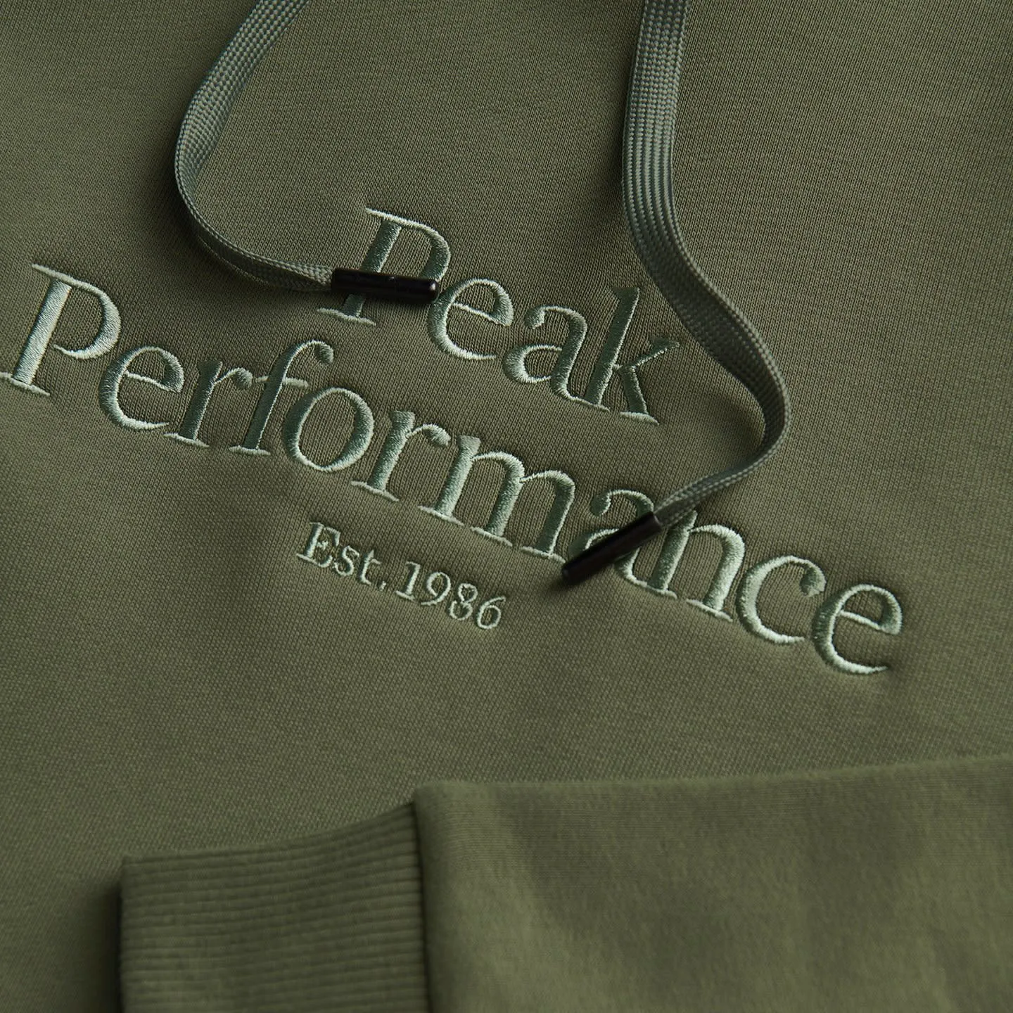 Peak Performance Women's Original Hood (Fall 2021) Thrill Green | Buy Peak Performance Women's Original Hood (Fall 202