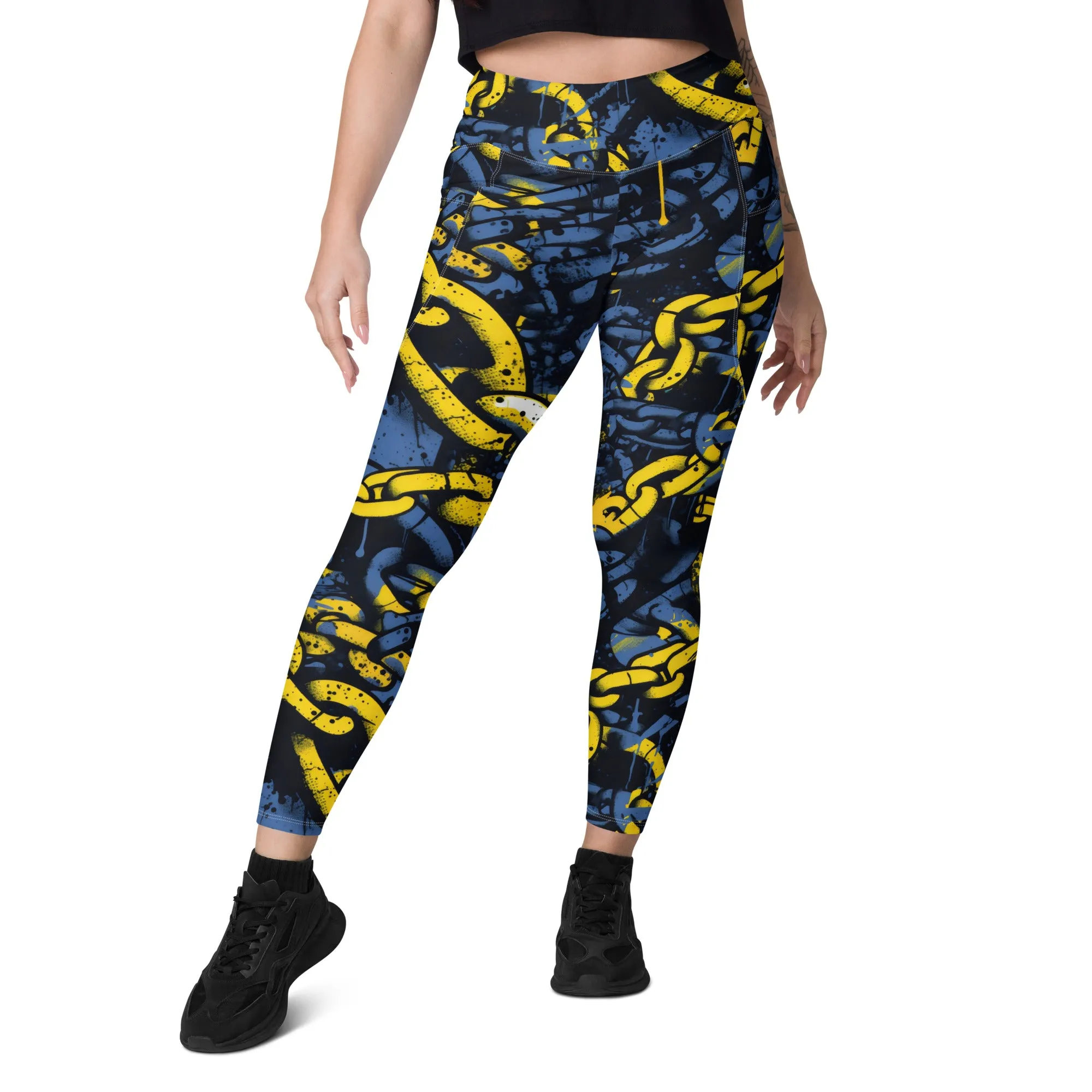 Urban Chic Strides: Women's Mile After Mile Golden Chains 002 Running Leggings