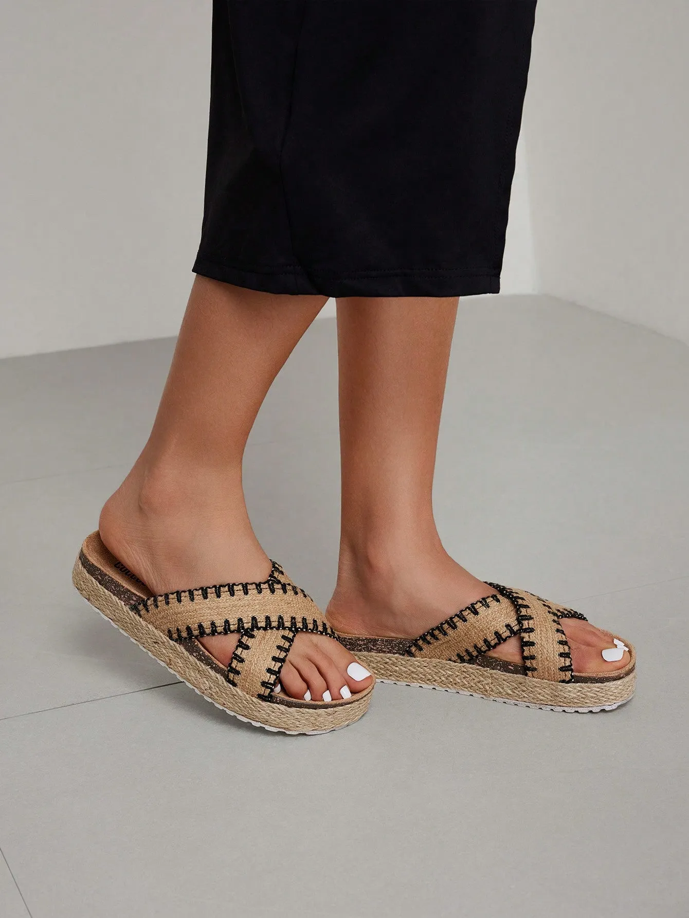 Woman Shoes Fashionable Thick-Soled Sandals For Spring And Summer