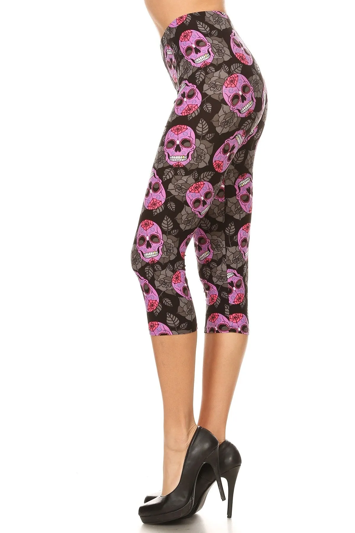 Women's Regular Purple Sugar Skull Floral Printed Cropped Capri Leggings